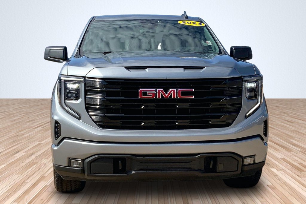Used 2024 GMC Sierra 1500 Elevation AWD/4WD image 3