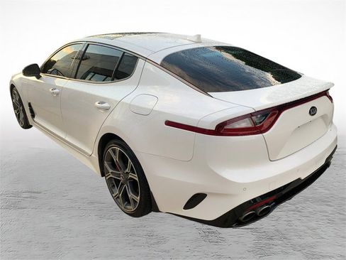 Used 2019 Kia Stinger GT1 AWD/4WD image 4