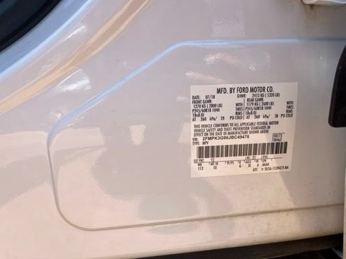 Used 2018 Ford Edge SE FWD image 27