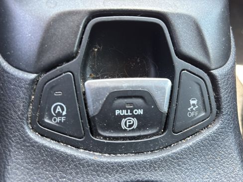 Used 2021 Jeep Compass Trailhawk AWD/4WD image 23