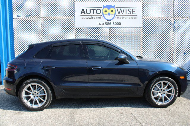 Used 2017 Porsche Macan S AWD/4WD image 2