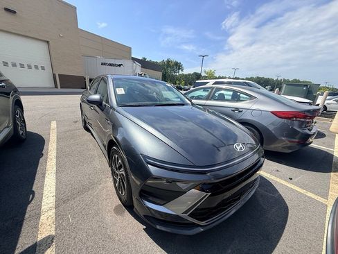 Certified 2026 Hyundai Sonata Blue FWD image 7