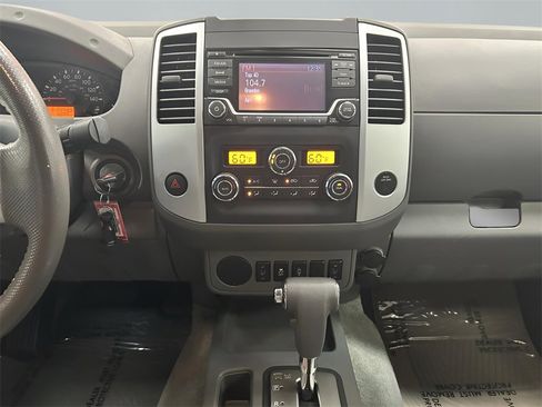 Used 2016 Nissan Frontier SV w/ SV Value Truck Package image 18