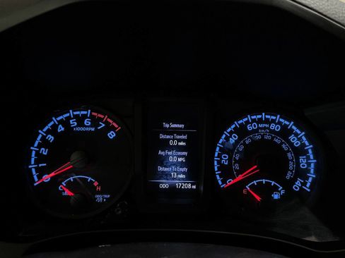 Used 2021 Toyota Tacoma SR AWD/4WD image 54
