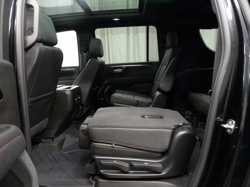 Used 2026 Chevrolet Suburban RST w/ Comfort Package AWD/4WD image 60