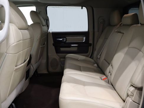 Used 2015 RAM 2500 Laramie AWD/4WD image 14