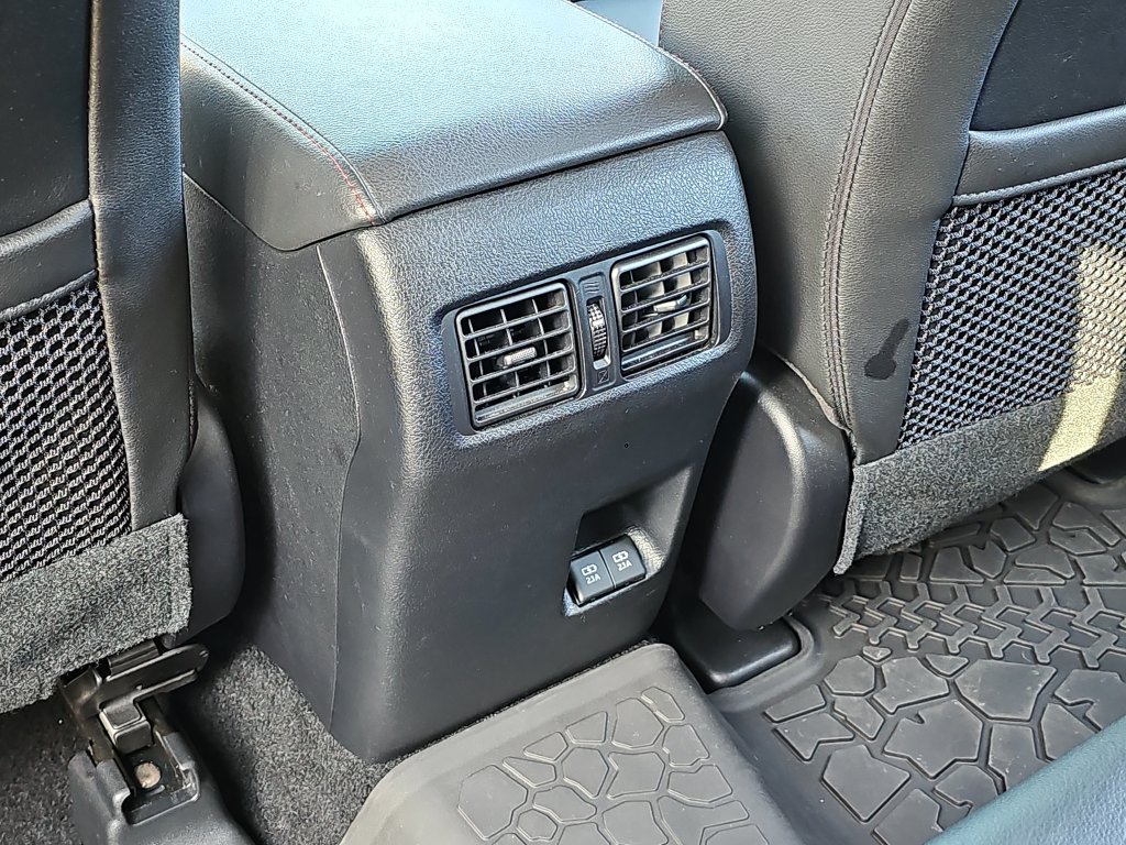 Used 2022 Toyota 4Runner TRD Off-Road Premium AWD/4WD image 36
