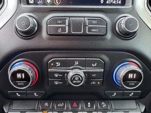 Used 2021 Chevrolet Silverado 1500 LT Trail Boss image 26