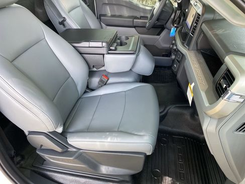 New 2025 Ford F250 XL w/ XL Driver Assist Package RWD image 27