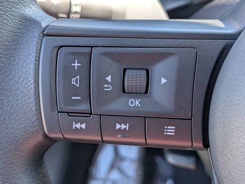 New 2026 Nissan Kicks SV w/ Cold Weather Package FWD image 18