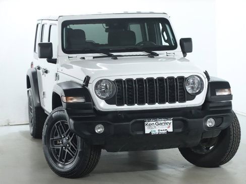 Used 2024 Jeep Wrangler Sport S image 2