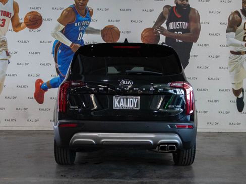 Used 2020 Kia Telluride EX w/ EX Premium Package FWD image 24