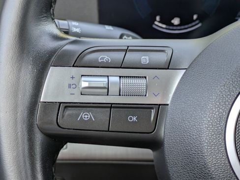 Used 2024 Hyundai Kona SEL FWD image 21