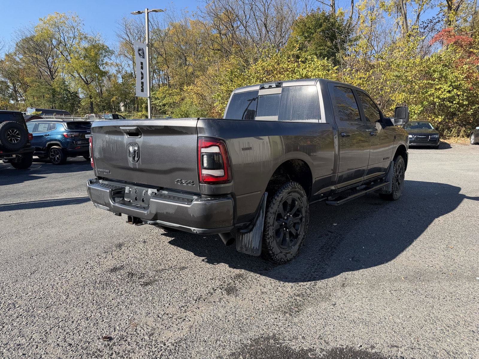 Used 2024 RAM 2500 Big Horn w/ Night Edition AWD/4WD image 3