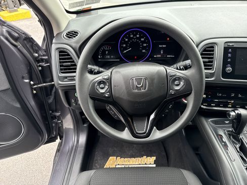 Used 2022 Honda HR-V EX image 17