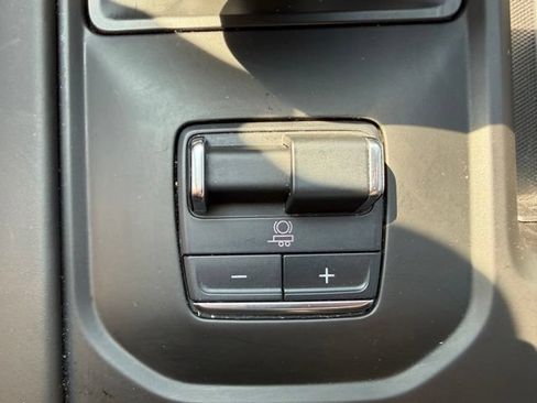 Used 2024 GMC Sierra 1500 AT4X AWD/4WD image 26