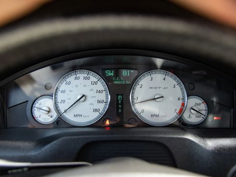 Used 2006 Chrysler 300 SRT8 w/ SRT Option Group II image 29