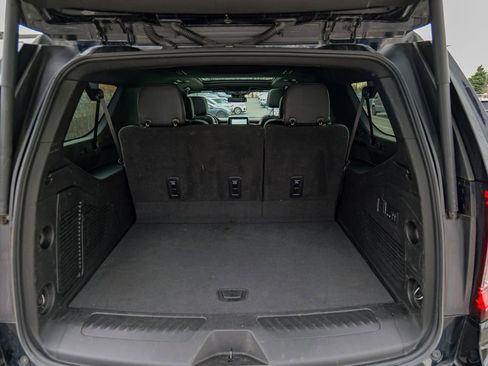 Used 2023 GMC Yukon XL SLT w/ SLT Premium Package image 58