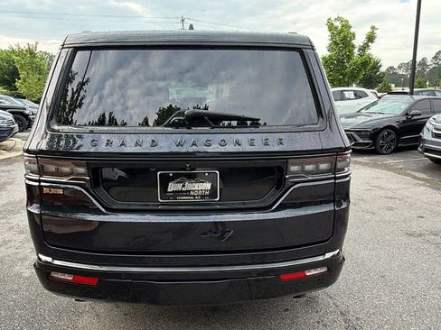 Used 2025 Jeep Grand Wagoneer Series II Obsidian w/ Quick Order Packagew 28T AWD/4WD image 9