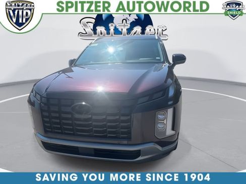 Used 2024 Hyundai Palisade SEL w/ Premium Package FWD image 3