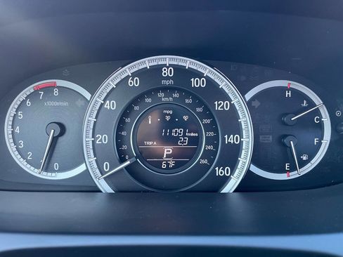 Used 2017 Honda Accord LX image 25