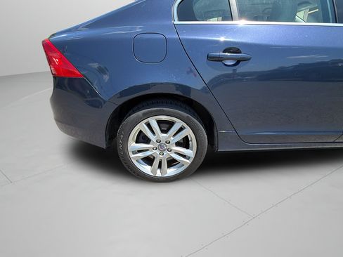 Used 2011 Volvo S60 T6 AWD/4WD image 34