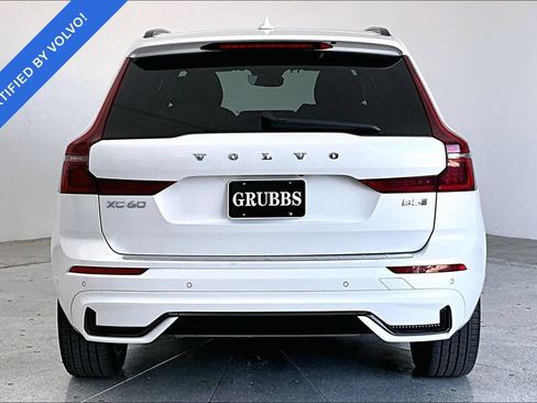 Certified 2026 Volvo XC60 B5 Plus AWD/4WD image 5
