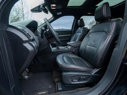 Used 2018 Ford Explorer Sport w/ Equipment Group 401A AWD/4WD image 11