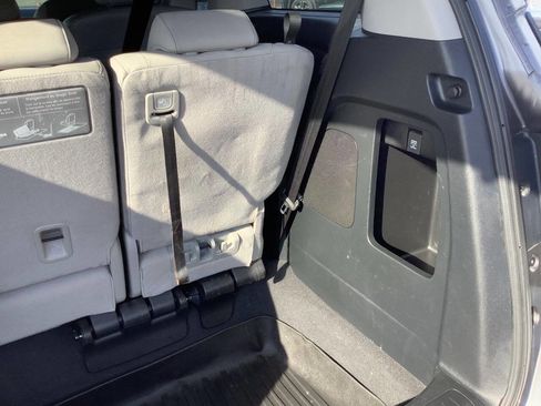 Used 2022 Honda Odyssey EX-L image 32