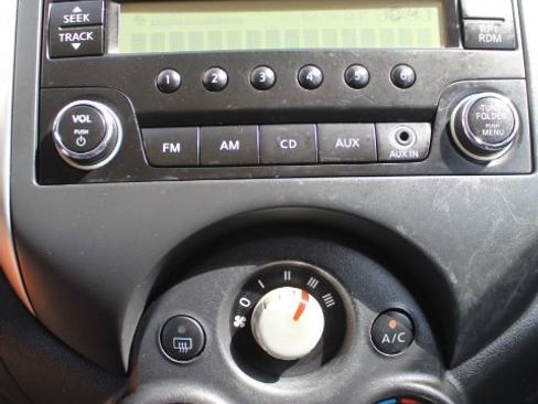 Used 2014 Nissan Versa Note FWD image 20