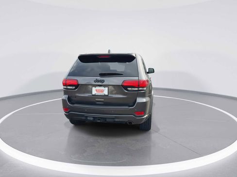 Used 2020 Jeep Grand Cherokee Altitude image 7