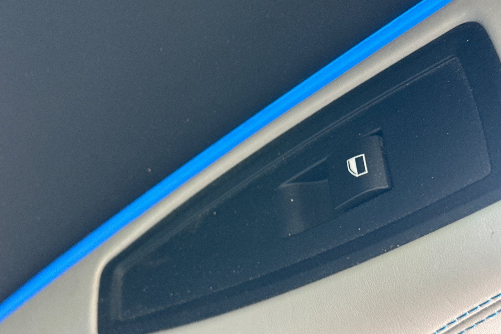 Used 2015 BMW i8 AWD/4WD image 18