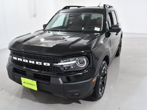 New 2025 Ford Bronco Sport Outer Banks w/ Outer Banks Tech Package+ image 2