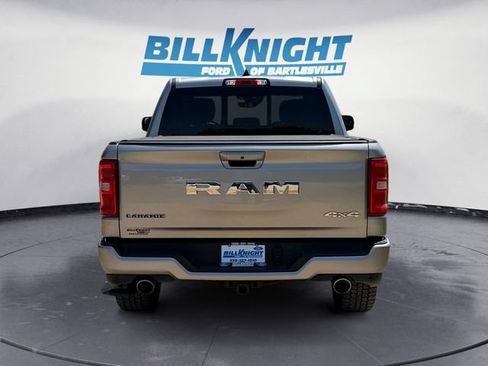 Used 2025 RAM 1500 Laramie w/ Sport Appearance Package AWD/4WD image 4