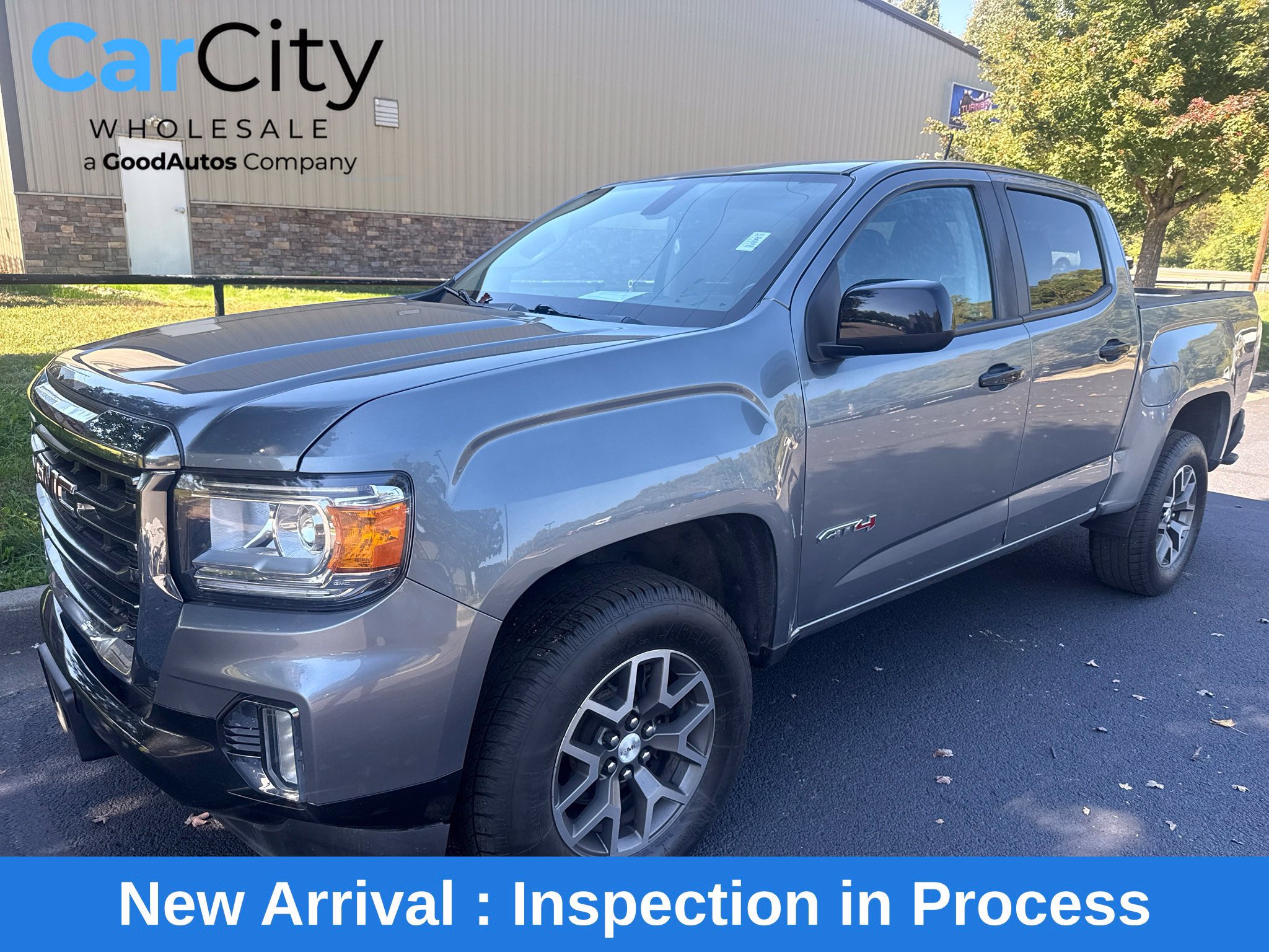 Used 2022 GMC Canyon AT4 AWD/4WD image 1
