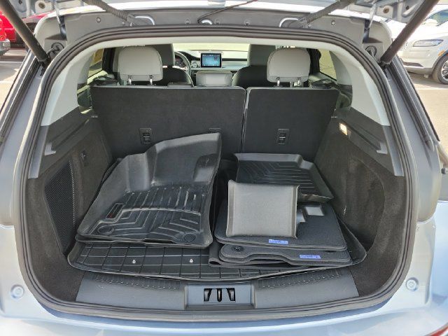 Used 2022 Lincoln Corsair FWD image 28