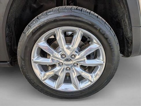 Used 2015 Jeep Cherokee Limited w/ Luxury Group image 25