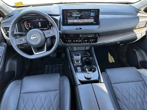 Certified 2024 Nissan Rogue Platinum w/ Platinum Premium Package image 24