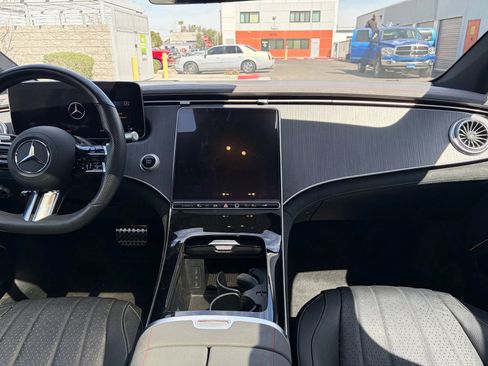 Used 2022 Mercedes-Benz EQS 450+ Sedan image 13