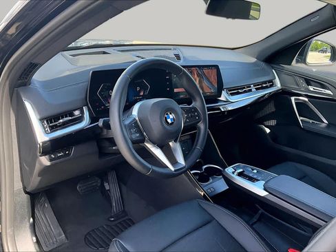 Used 2026 BMW X2 xDrive28i AWD/4WD image 16