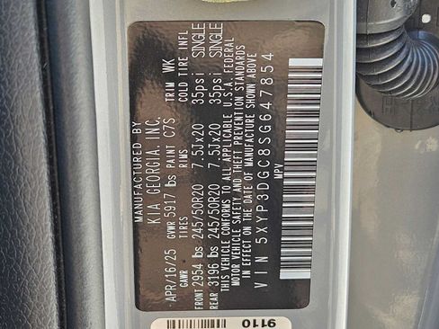 Used 2025 Kia Telluride EX X-Line AWD/4WD image 37