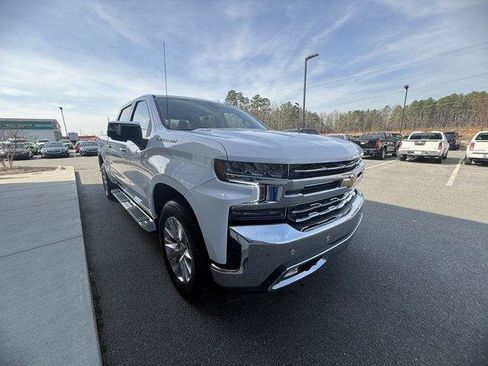 Used 2021 Chevrolet Silverado 1500 LTZ w/ LTZ Premium Package AWD/4WD image 9