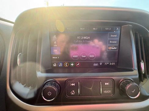 Used 2019 Chevrolet Colorado Z71 AWD/4WD image 17