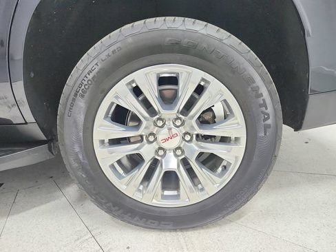 Used 2025 GMC Yukon Denali AWD/4WD image 58