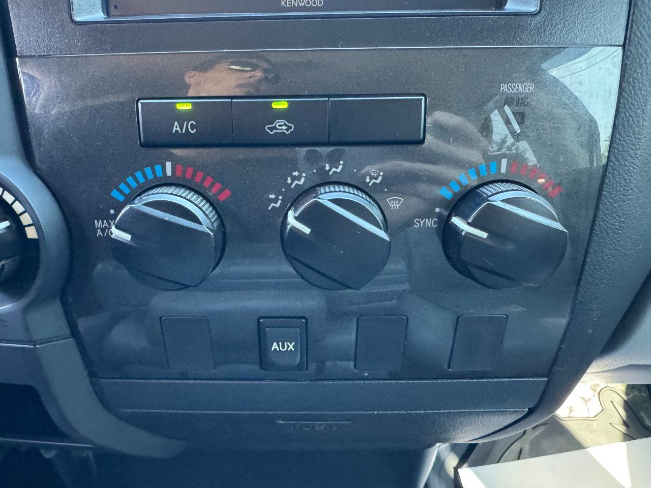 Used 2011 Toyota Tundra 2WD Double Cab image 37