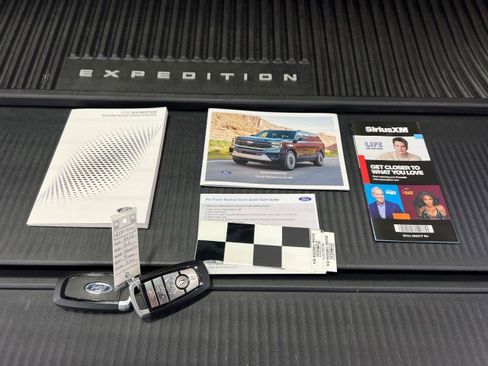 Used 2025 Ford Expedition Tremor image 35