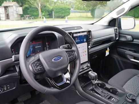 Used 2024 Ford Ranger XLT image 18