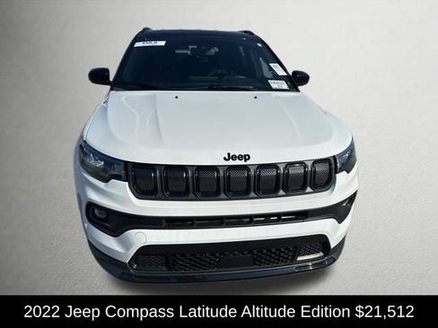 Used 2022 Jeep Compass Latitude w/ Convenience Group AWD/4WD image 8
