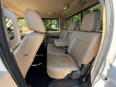 Used 2011 Ford F250 Lariat w/ Lariat Interior Pkg AWD/4WD image 26