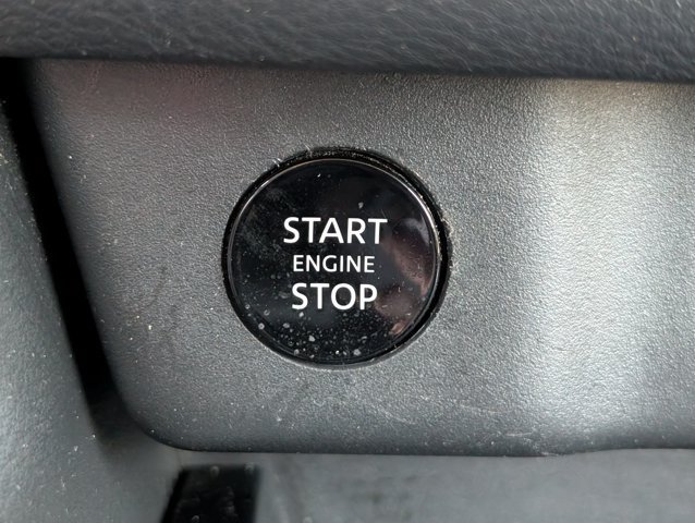 Used 2025 Nissan Rogue SV AWD/4WD image 26